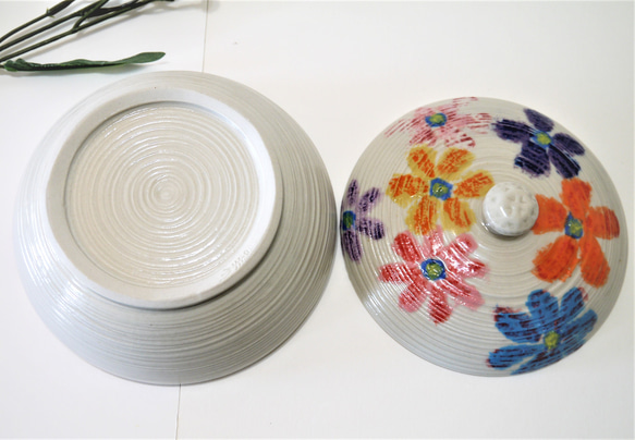 〈一点もの〉合子（蓋物）・花文様 7枚目の画像