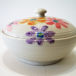 〈一点もの〉合子（蓋物）・花文様 4枚目の画像