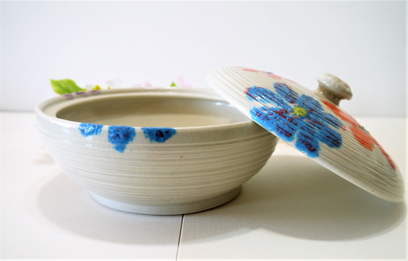 〈一点もの〉合子（蓋物）・花文様 8枚目の画像
