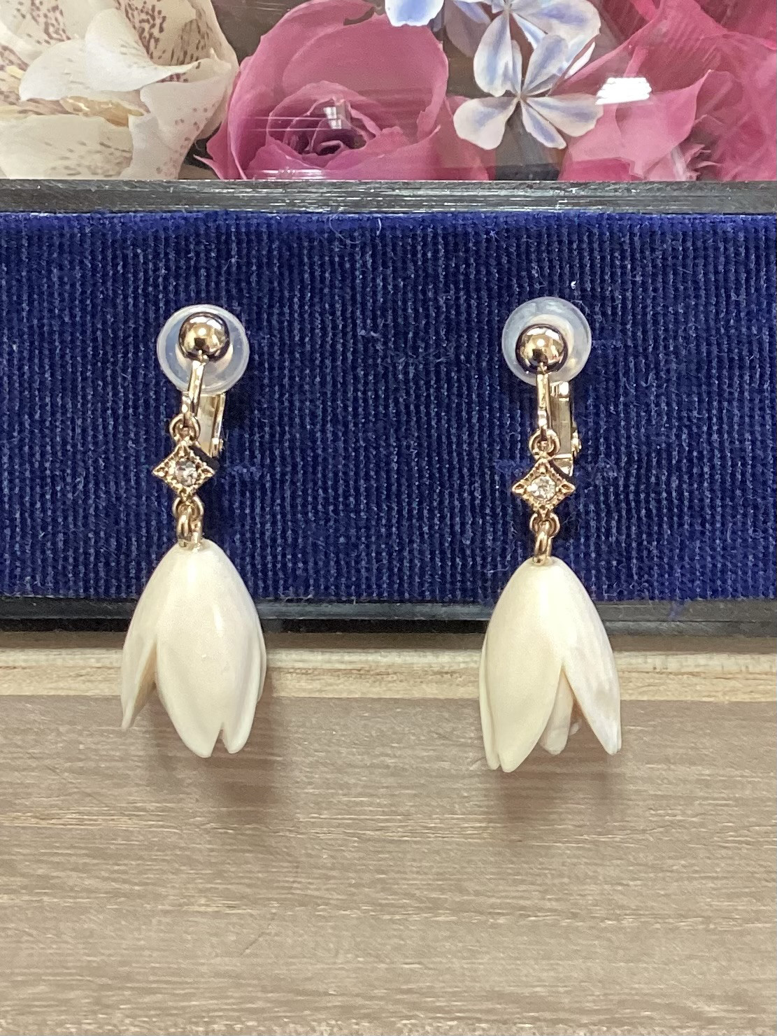 ☆本象牙イヤリング（フラワー）※AK-3