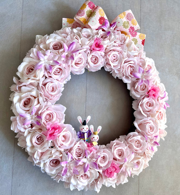 No.wreath-15541/ひな祭りリース24-(1) バラ＆うさぎ雛40x36cm/アーティフィシャルフラワー造花 2枚目の画像