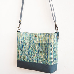 春季彩色粗呢風格手工編織手拿包（藍綠色） 第5張的照片