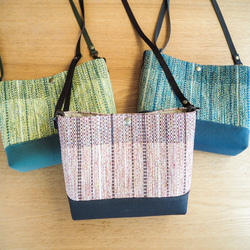 春季彩色粗呢風格手工編織手拿包（藍綠色） 第6張的照片
