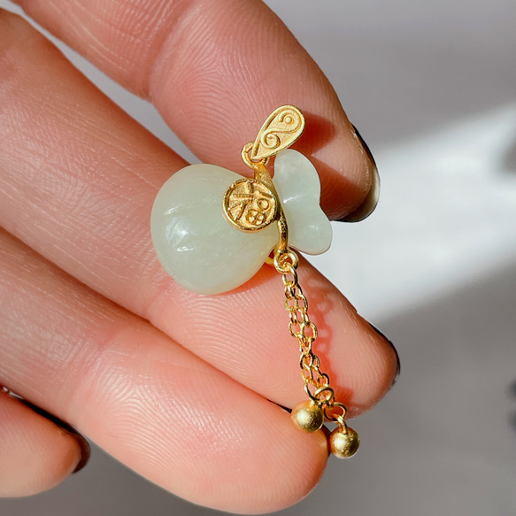 ペンダント(和田玉)