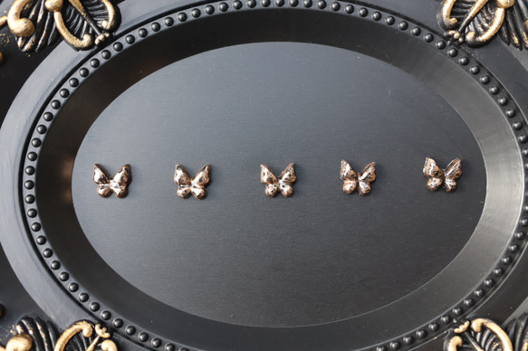 アンティーク風蝶々のボディピアス つけっぱなしOK✨（ピアス、ノンホールピアスもご用意しています）サージカルステンレス 2枚目の画像