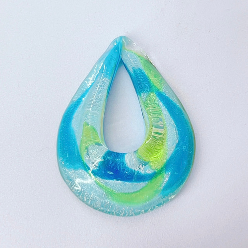ユタが送念 悩みを解決 円満解決 太陽の守護 てぃだの心休珠 ガラスチャーム ユタが送念 悩みを解決 円満解決 太陽の守護 てぃだの心休珠