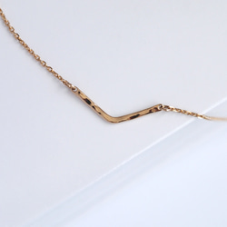 送料無料 【K18YG】星の線　V字ネックレス / 槌目 / mini  ゴールド K18　gold 18金 4枚目の画像