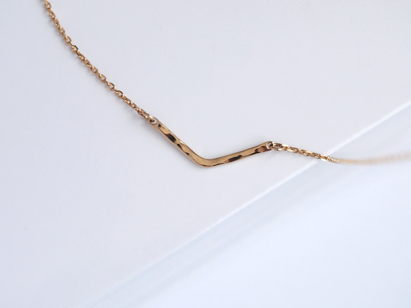 送料無料 【K18YG】星の線　V字ネックレス / 槌目 / mini  ゴールド K18　gold 18金 4枚目の画像