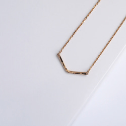 送料無料 【K18YG】星の線　V字ネックレス / 槌目 / mini  ゴールド K18　gold 18金 6枚目の画像