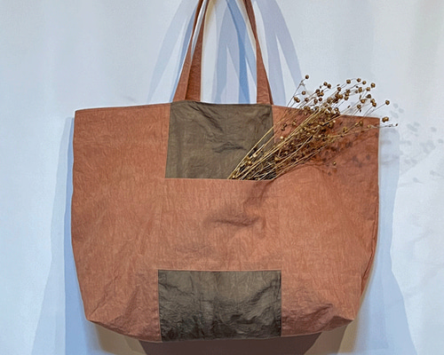 柿渋 x 鉄媒染 大容量 トートバッグ 柿渋 x 胡桃 鉄媒染 大容量 トート