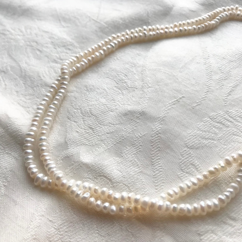 440 つやつや♡バロックなロンデル 約4×2.7ミリ 【36㌢】センター  