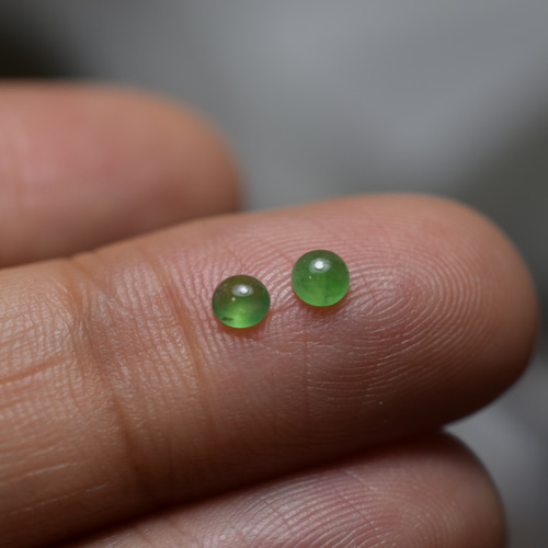 陽緑】ミャンマー産本翡翠のルース②