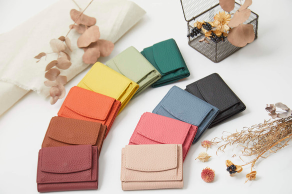 《限定ポイント7倍》15回目再販売 全10色 三つ折り財布 本革 ミニ財布 セカンド財布 小銭入れ ギフト サコッシュ 1枚目の画像