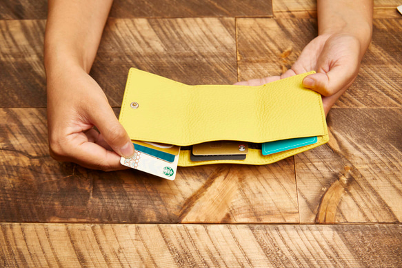 《限定ポイント7倍》15回目再販売 全10色 三つ折り財布 本革 ミニ財布 セカンド財布 小銭入れ ギフト サコッシュ 11枚目の画像