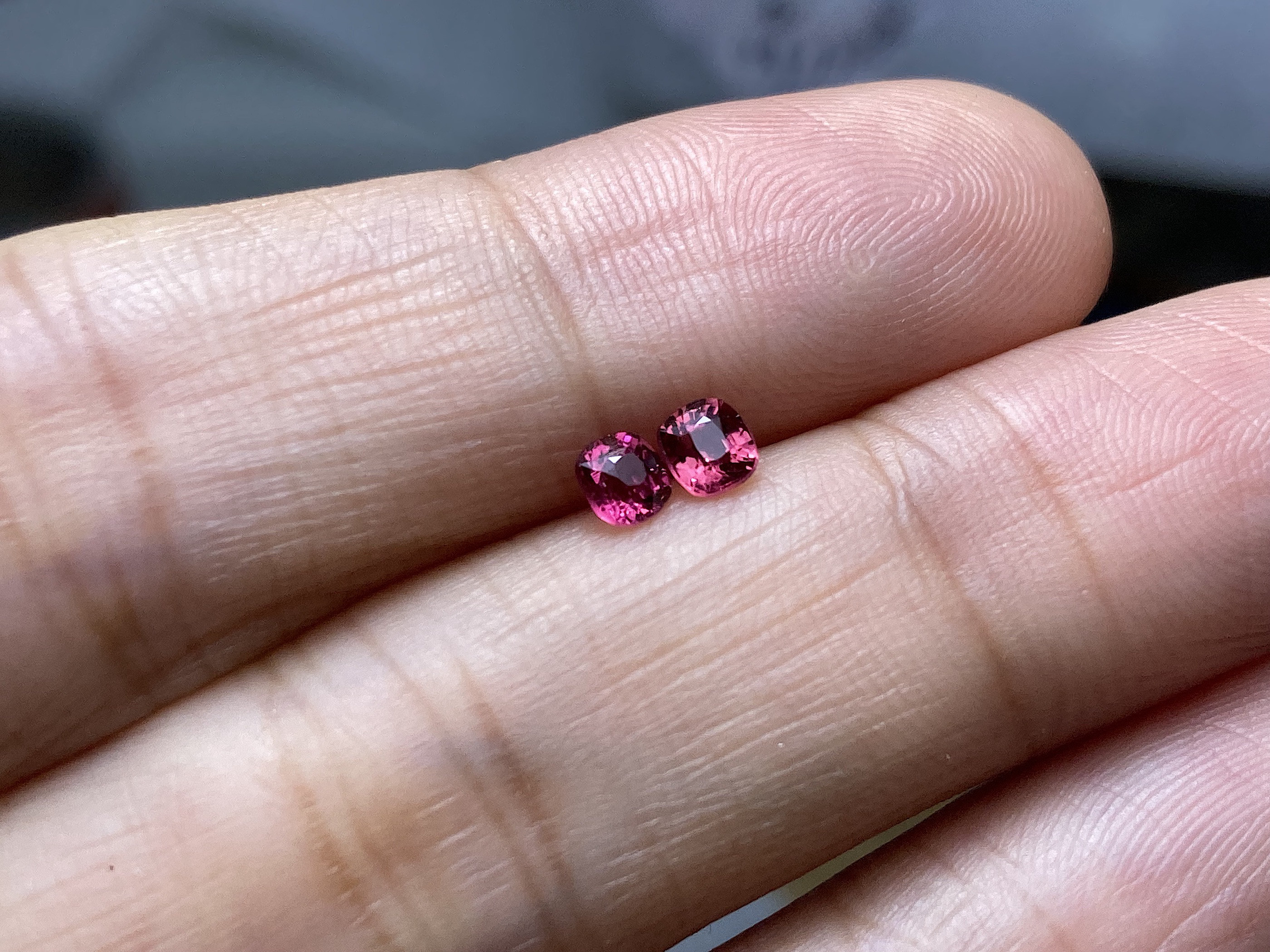 RS4-5 ペア 宝石質 ワインレッド スピネル ミャンマー産 ルース