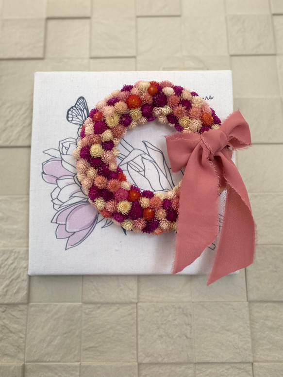 カラフルな千日紅のドライフラワーリース ドライフラワー 七色の