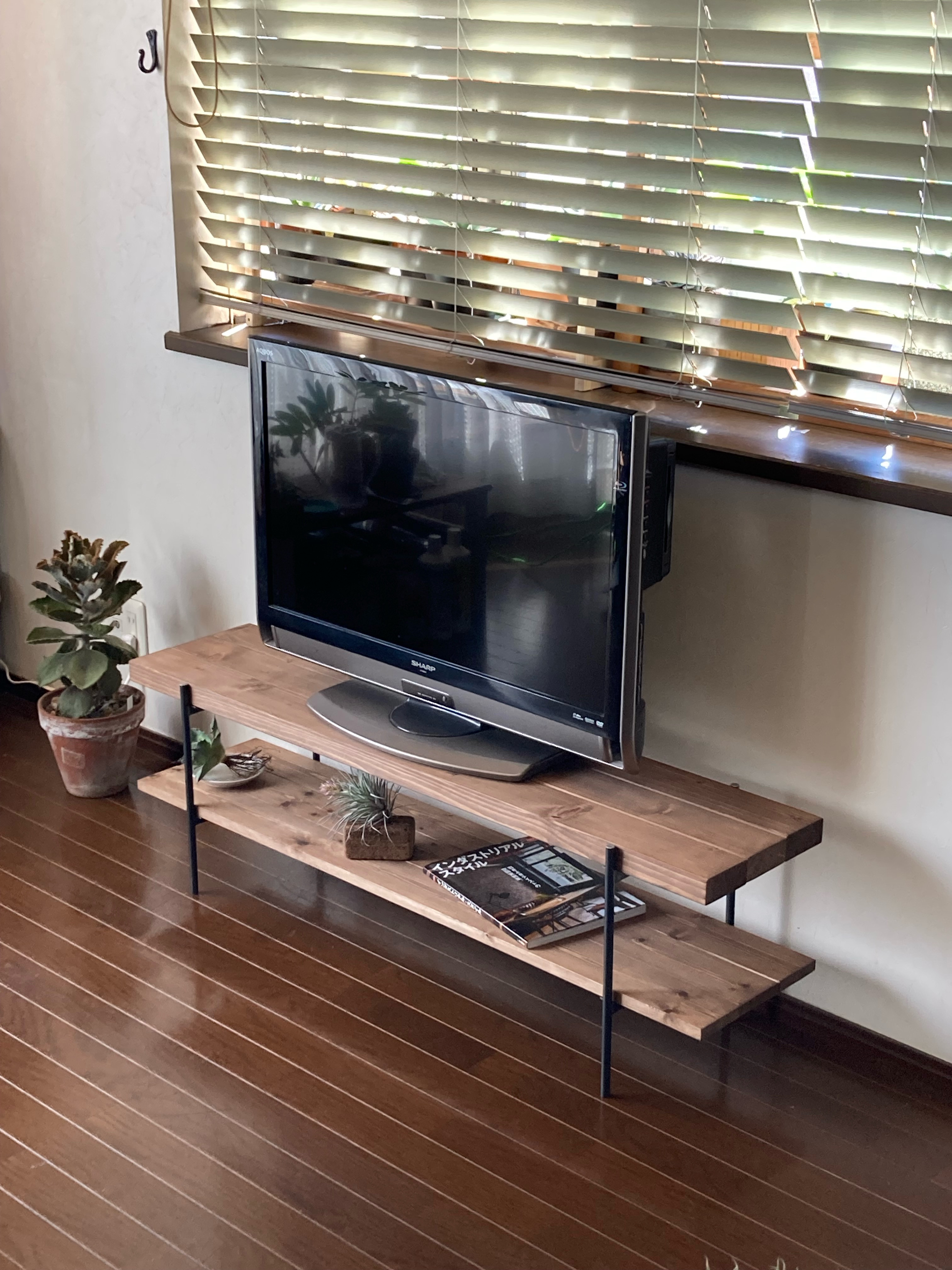 ちゃめぱん　オーダー制作 鉄脚 シェルフ アイアンレッグ TVボード 什器 サイズオーダー DIY用 鉄脚 アイアンレッグ アイアンシェルフ