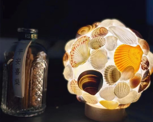 一点物 手彫りシェルランプ 彫刻入り 貝殻照明 大型 約40×50cm 一点物 手彫りシェルランプ 彫刻入り 貝殻照明 大型 約40×50cm - メルカリ