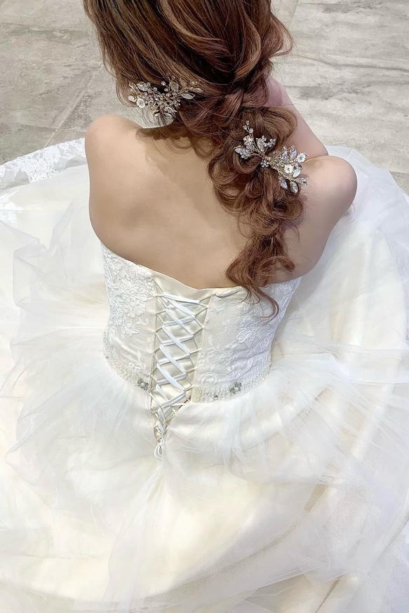 ヘッドドレス 結婚式　花嫁 ヘアアクセサリー ヘッドアクセサリー ウェディング ブライダル　フラワー　リーフ　小枝 5枚目の画像