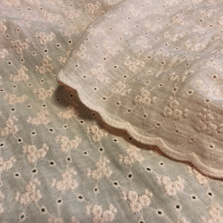 Wガーゼ刺繍レース生地★110×10ｃｍ単位★シェルピンク 6枚目の画像