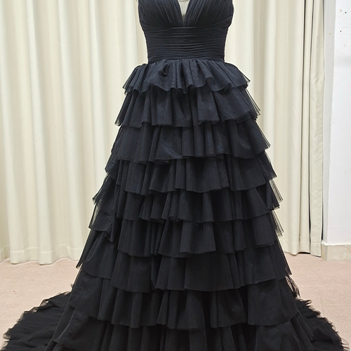 ディープV ブラックウエディングドレス 二次会 フォト