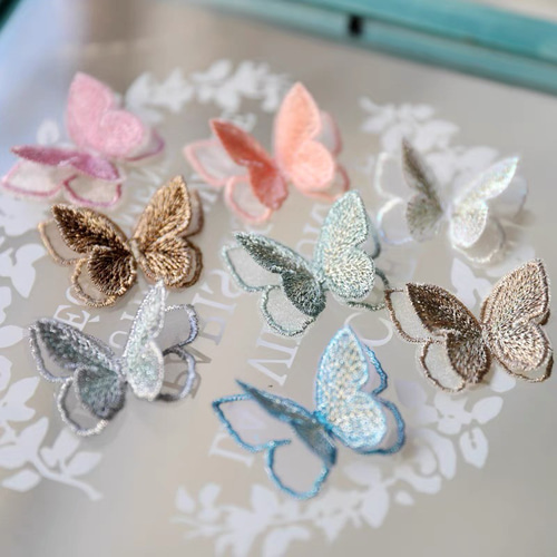 再入荷＊綺麗 蝶 ラメ糸入り刺繍 レースモチーフ アップリケ