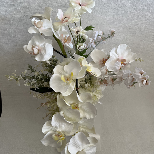 胡蝶蘭クラッチブーケ ブーケ Flower story 通販 17204312｜Creema