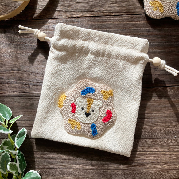 巾着 クマ 刺繍 名前刺繍 もこもこ コットン 生成 ハート 巾着 クマ