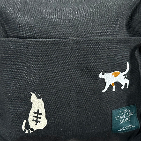 【送料無料】いろいろ猫の刺繍③ 内ポケット付き キャンバス ２WAY ショルダートートバッグ＜ブラック＞ 2枚目の画像