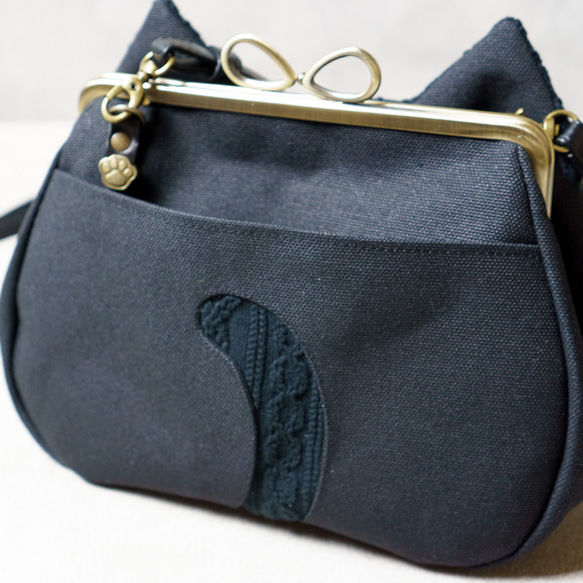 【受注制作】黒猫・アズネコがま口ショルダーバッグ 3枚目の画像