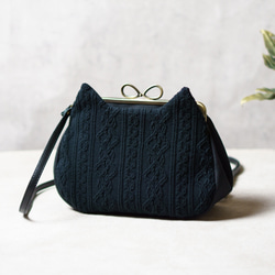 【受注制作】黒猫・アズネコがま口ショルダーバッグ 9枚目の画像