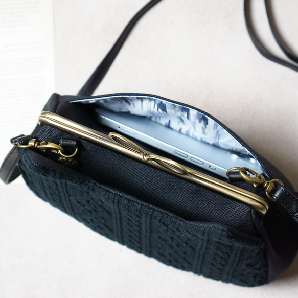 【受注制作】黒猫・アズネコがま口ショルダーバッグ 5枚目の画像