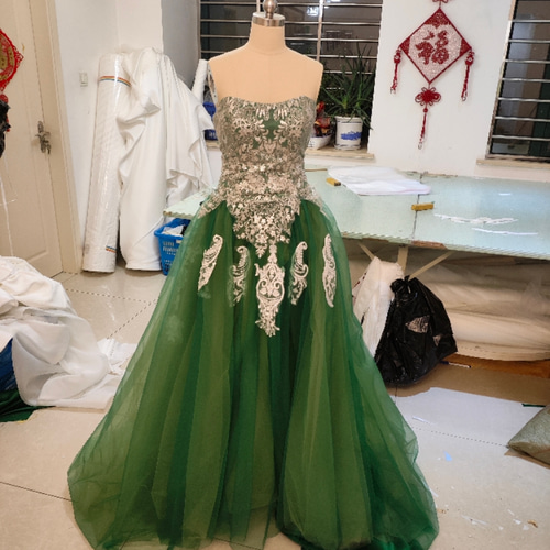 エレガント刺繍パーティードレス パーティードレス 刺繍 半袖 スリム 2