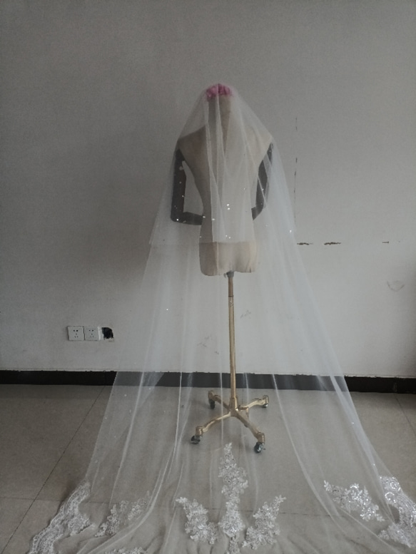 ロングベール 繊細レース ハンドビーディング キラキラスパンコール  