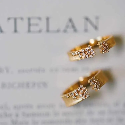 MR18】3mm幅 煌びやか 流れ星のようなCZメレダイヤリング／K18