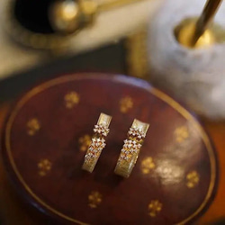 MR18】3mm幅 煌びやか 流れ星のようなCZメレダイヤリング／K18