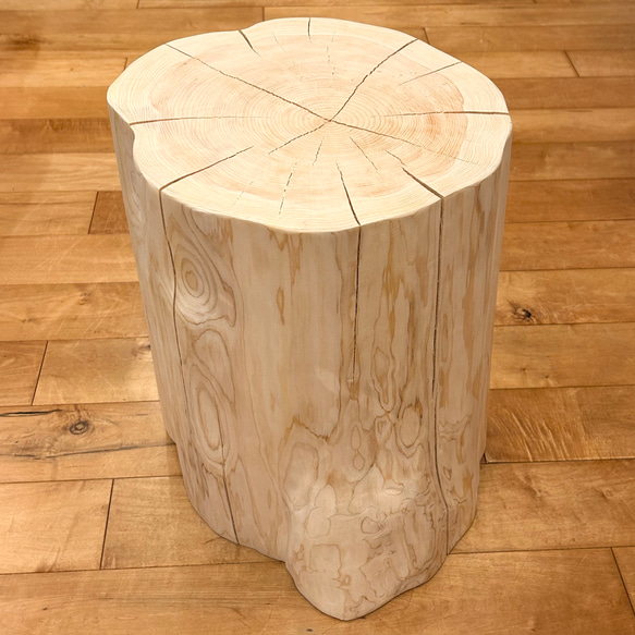 Hinoki  Wood  Stool  No.561 1枚目の画像