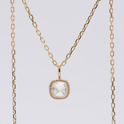 White magnolia Petal Diamond Necklace 7枚目の画像