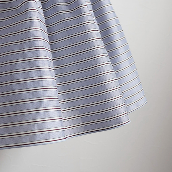 【フリーサイズ◎】オーガンジーボーダー織り切り替えスカート【ミディ丈】【ブルー×ボルドー】 6枚目の画像