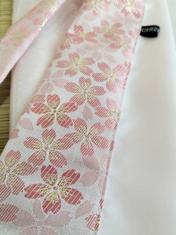 100歳百寿紀寿祝い京都西陣織金襴『花盛桜』ちゃんちゃんこ3点セット 4枚目の画像