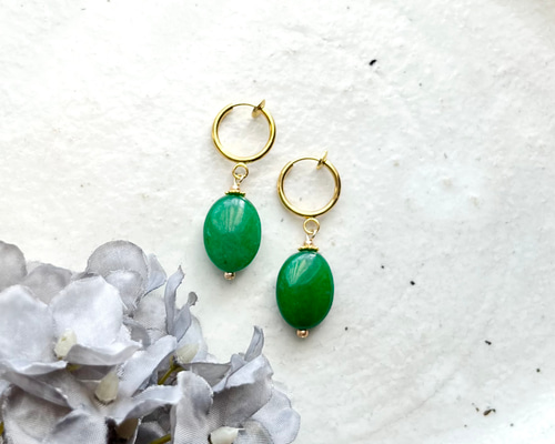 オリーブグリーン ジェード マザーオブパール フープイヤリング