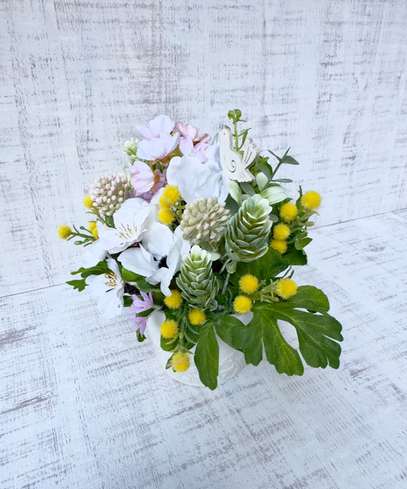 春のアレンジメント　桜　ミモザ　アーティシャルフラワー　造花　インテリア　母の日　フラワーギフト　 3枚目の画像