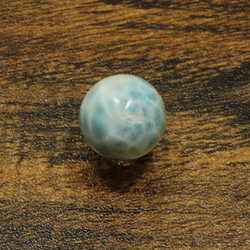 【亀の甲羅の模様がお洒落です】１３ミリ 一点物 粒売り ラリマー ブルーペクトライト Ｌａ２３ 癒しの天然石 ヒーリング 1枚目の画像