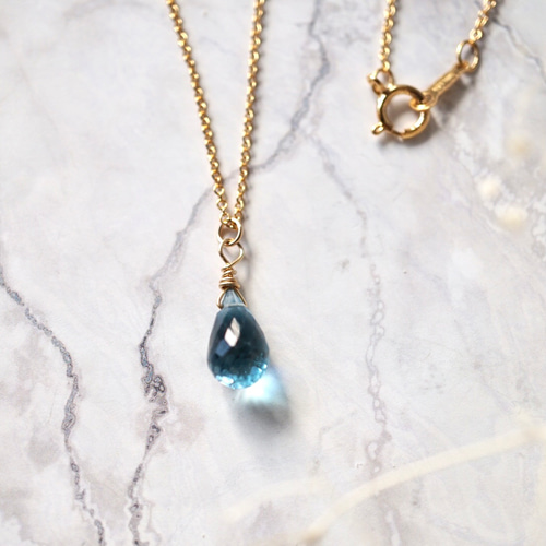 現品のみ ロンドンブルートパーズの14kgfネックレス 天然石 小ぶり 青