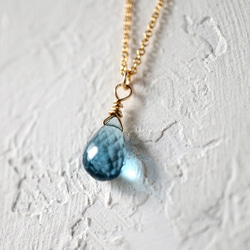 現品のみ ロンドンブルートパーズの14kgfネックレス 天然石 小ぶり 青