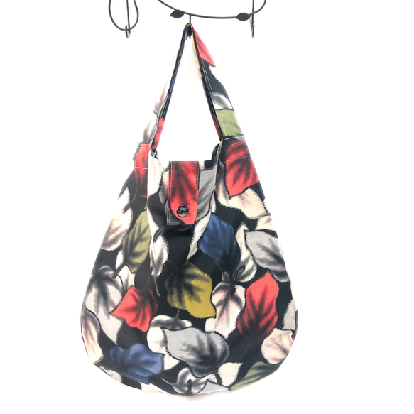 レトロな帯枕・帯板・仮紐・収納バッグセット　銘仙　マルチカラーな葉の総柄模様 10枚目の画像