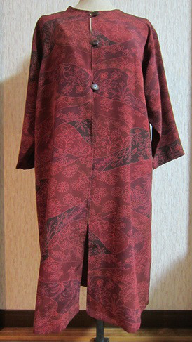 総裏　シャツカラ ゆ*こ様 着物リメイク　コート　グレー系　柄1１号　丈90cm