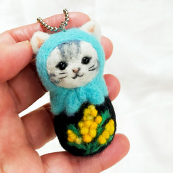 受注制作 猫マトリョーシカの羊毛マスコット(白サバ猫・ミモザ)羊毛