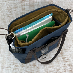 撥水加工 A4 収納多数 充実インバッグ ショルダー付き バッグ・ネイビー 3枚目の画像