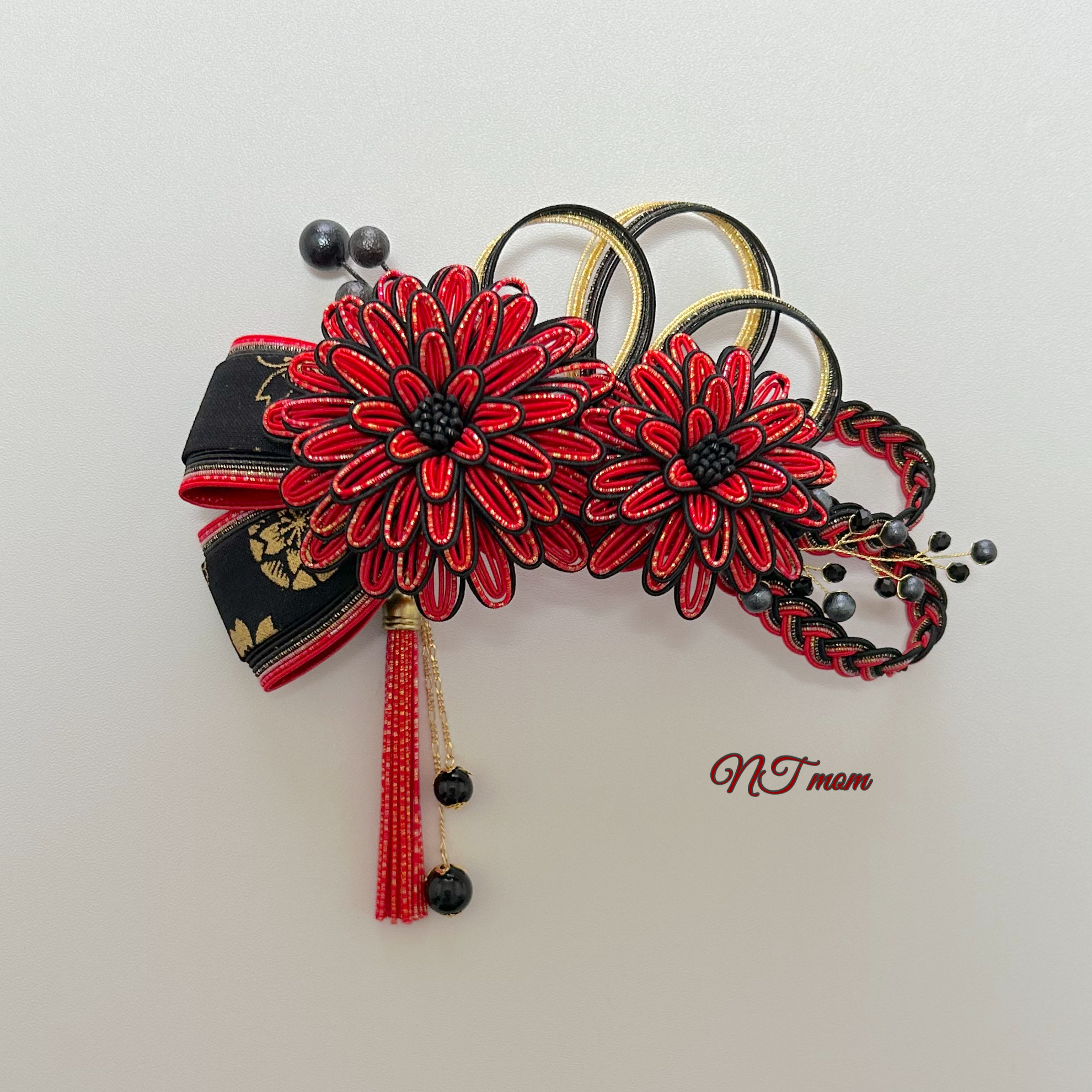 成人式卒業式結婚式・和装水引髪飾り・華ニ輪・赤黒